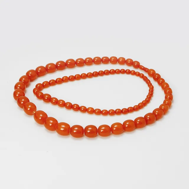 COLLIER, 2 st, polerad bärnsten.