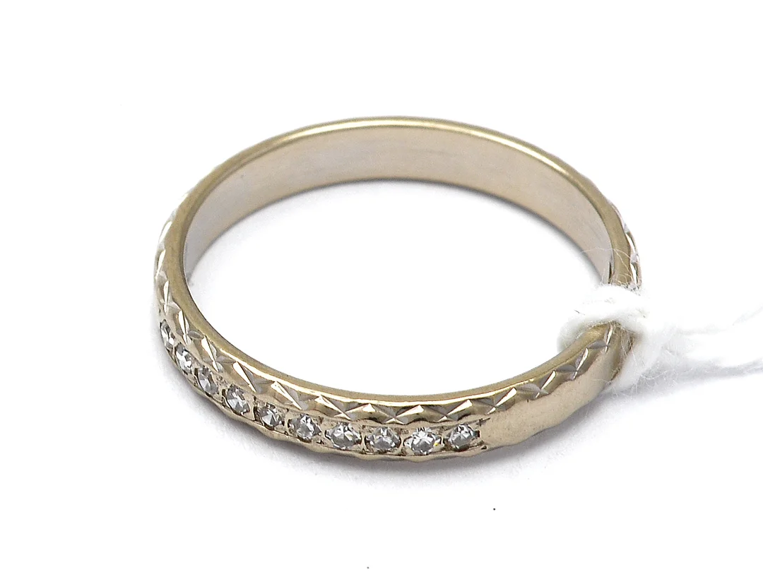 Ring vitguld 18K 2,7g Ø17 med åttkantslipade diamanter 10xca.0,01ct — Smycken/Ring — Kaplans