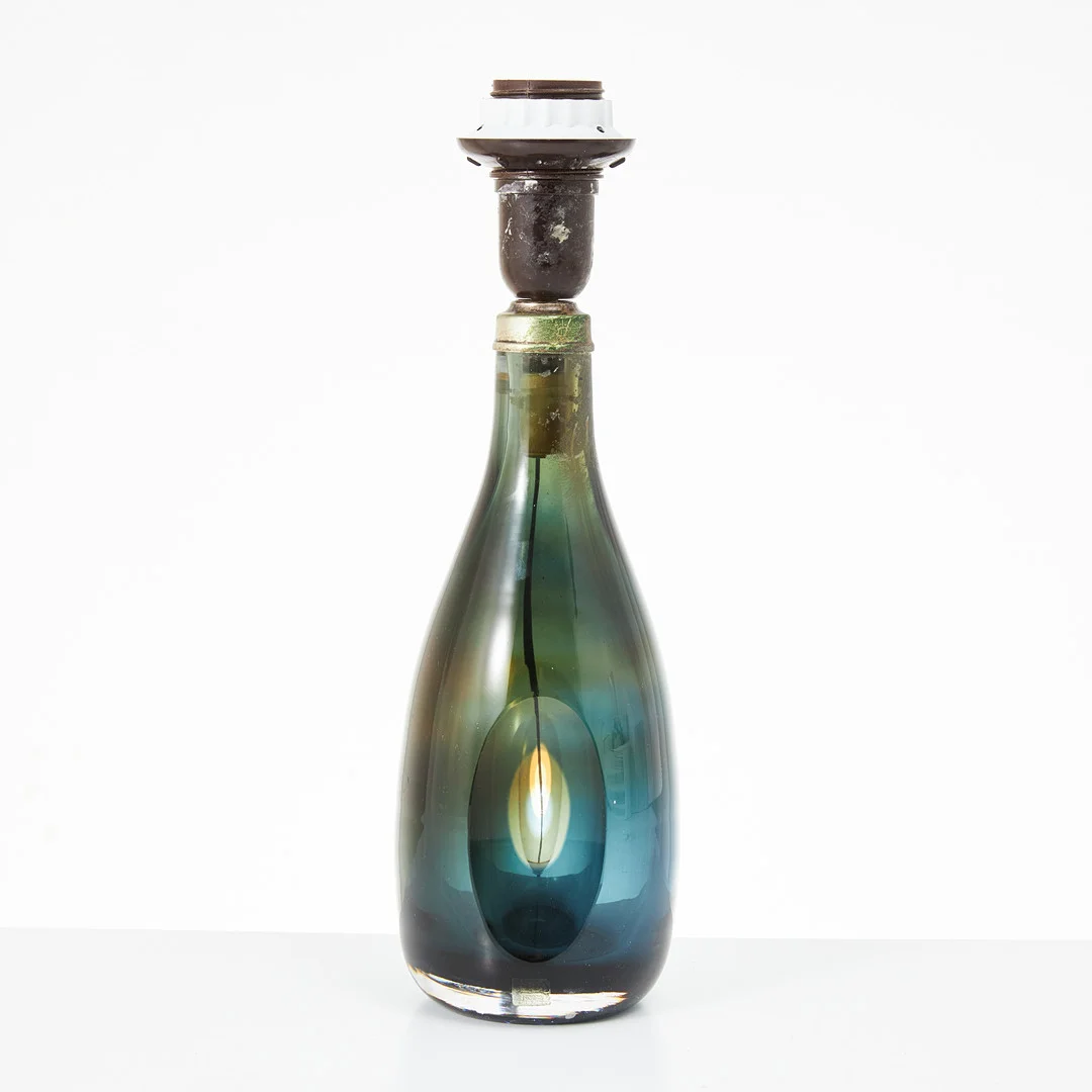 MONA MORALES SCHILDT. Bordslampa, "Ventana", glas, Kosta. — Table Lamps — Stockholms Auktionsverk Magasin 5