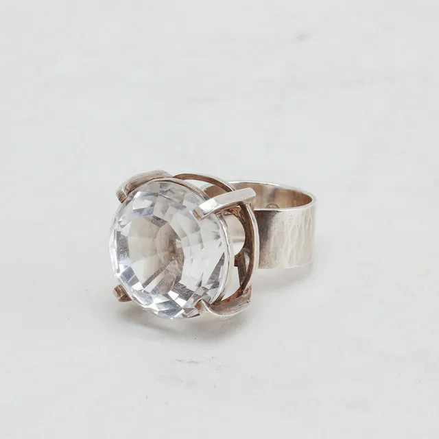 ANDERS HÖGBERG. Ring, silver, fasettslipad bergkristall, Göteborg, 1965.