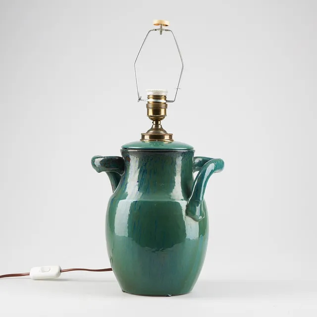 ALFRED WILLIAM FINCH. LAMPFOT, signerad, tillverkad för Ab Iris, Borgå ca 1900.