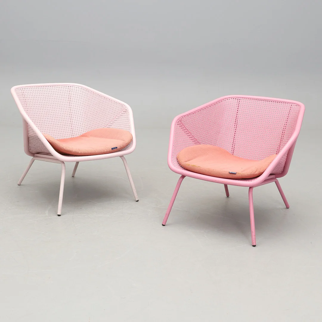 FÅTÖLJER, 1 par, "Colony", Miniforms, Italien. — Armchairs & Chairs — Crafoord Auktioner Malmö