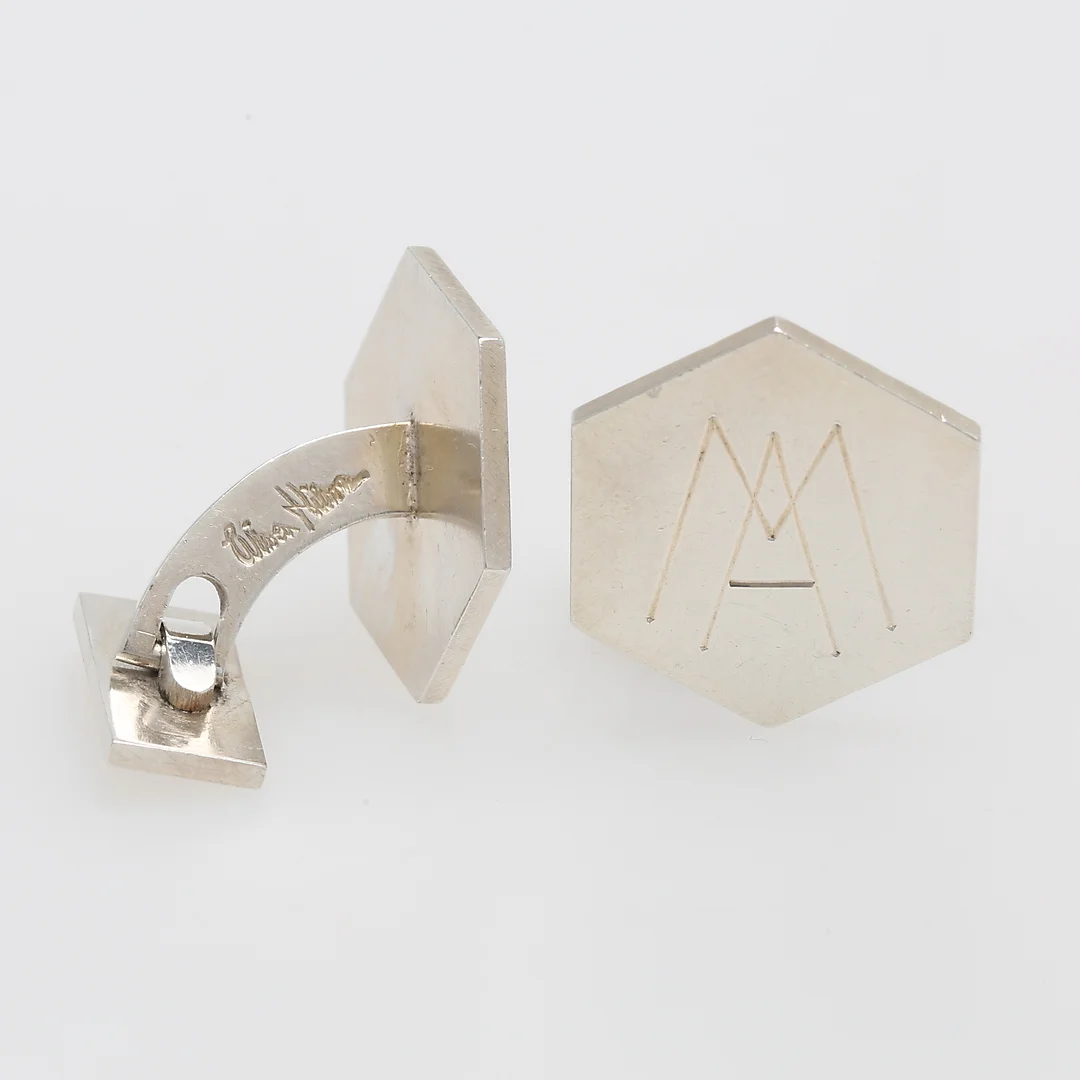 WIWEN NILSSON - MANSCHETTKNAPPAR, ETT PAR. — Cufflinks & Tie Pins — Crafoord Auktioner Lund