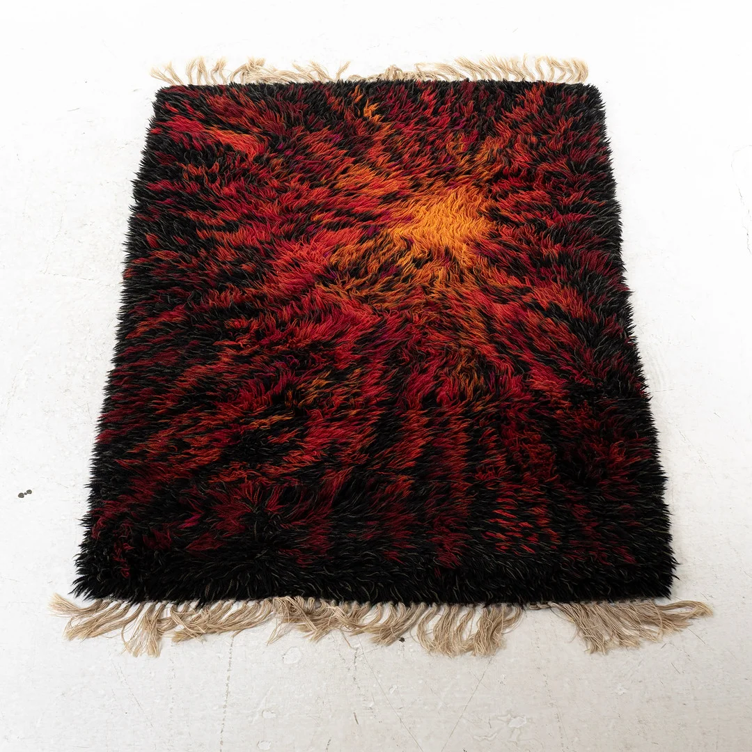 RYAMATTA, ca 160 x 100 cm. — European Carpets & Textiles — Handelslagret Auktionsservice