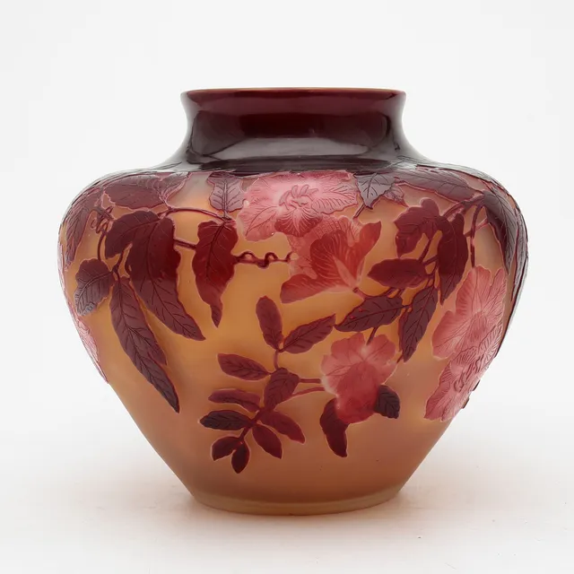 ÉMILE GALLÉ. Vase with azaleas.