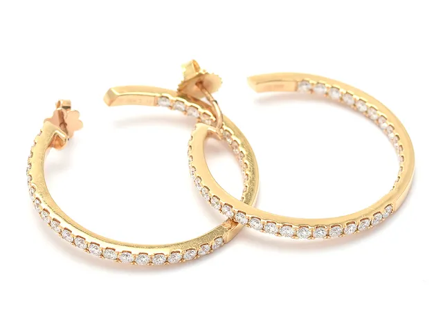 Örhängen Strömdahls 18K 11g med diamanter 68xca0,03ct, totalt ca2,10ct TW/VS enligt Kaplans, i originaletui