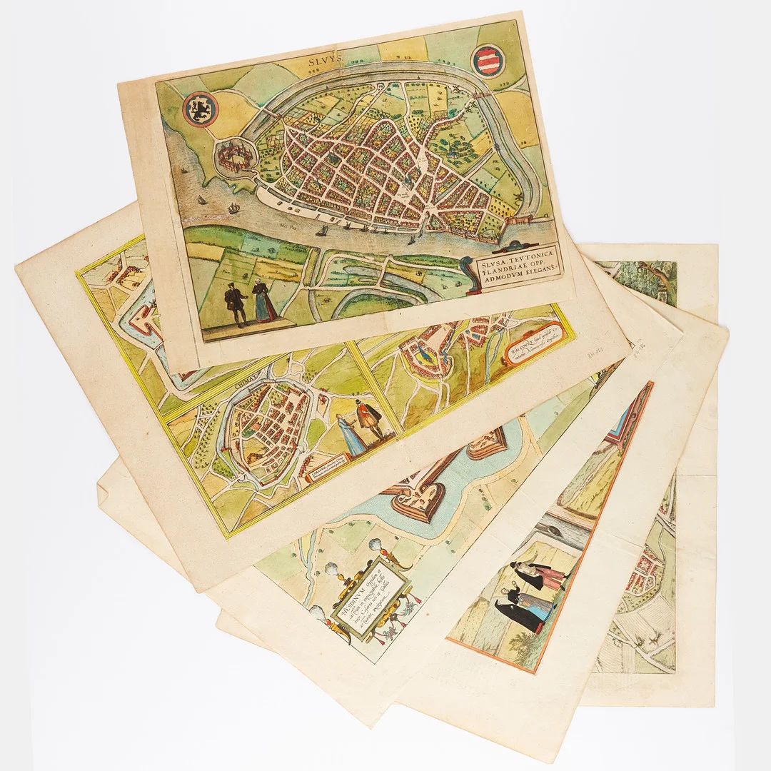 BRAUN - HOGENBERG, 5 vyer, Belgien, Frankrike, 1570-1610. — Maps — Stockholms Auktionsverk Magasin 5