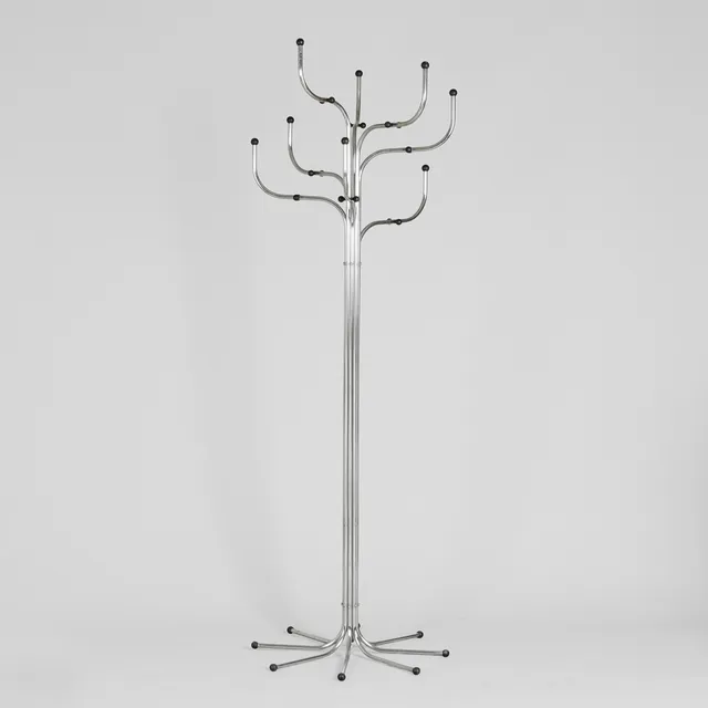 SIDSE WERNER (1931-89). "Coat Tree" stumtjener af forkromede stålrør, model "9999-1", Fritz Hansen, Danmark, formgivet 1971.