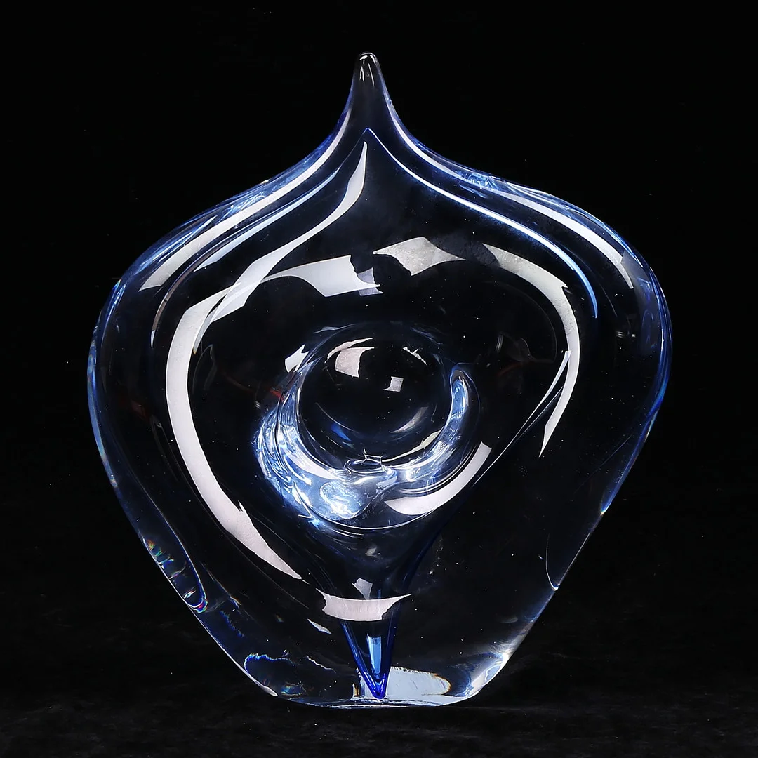 HANNE DREUTLER. Skulptur, glas, "Eye", Åhus, 1986, signerad. — Art glass — Växjö Auktionskammare
