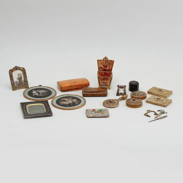 SNUSDOSOR, RAMAR, DOSOR, SMINKDOSA mm, 1800 och 1900-tal.