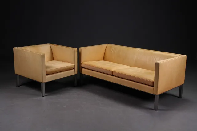 Erik Jørgensen. Sofa and armchair model EJ-50, beige-coloured leather (2)