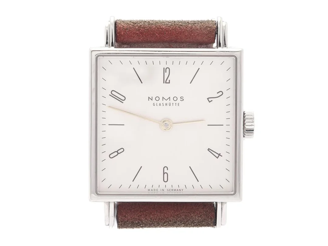 Nomos, Glashütte Tetra, damur, stål, manuell, safirglas, armband i läder, refnr: 405, snr: 42789, garantikort augusti - 2017 — Klockor/Glashütte — Kaplans