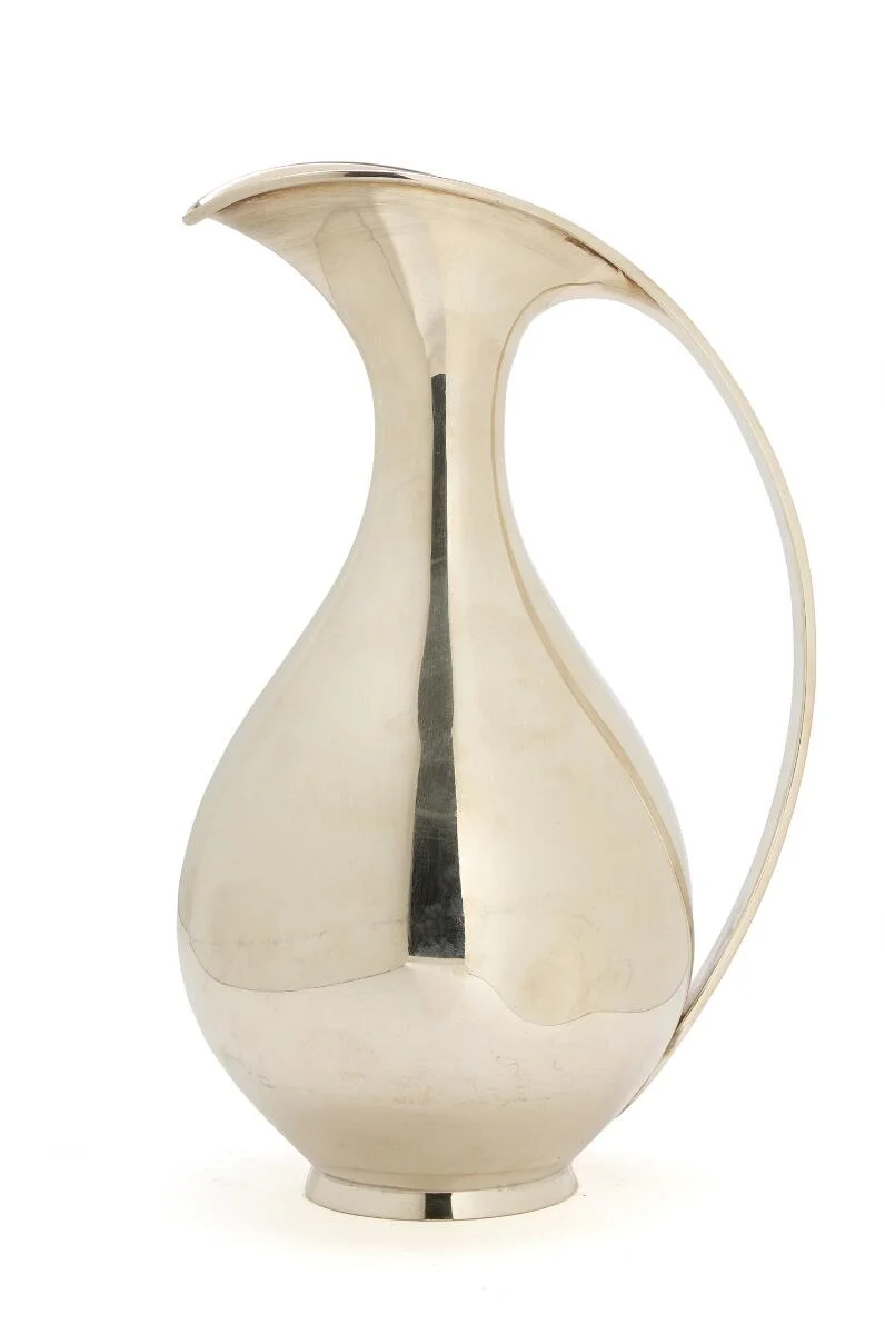 Sterling silver pitcher with smooth surface. Manufactured and stamped by A. Michelsen, with date letter E9=1955. Weight 672 g. H. 24.2 cm. — Silver/Modern Silver — Bruun Rasmussen