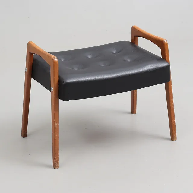 TABURETT, teak/svart galon, 1950/60 tal.