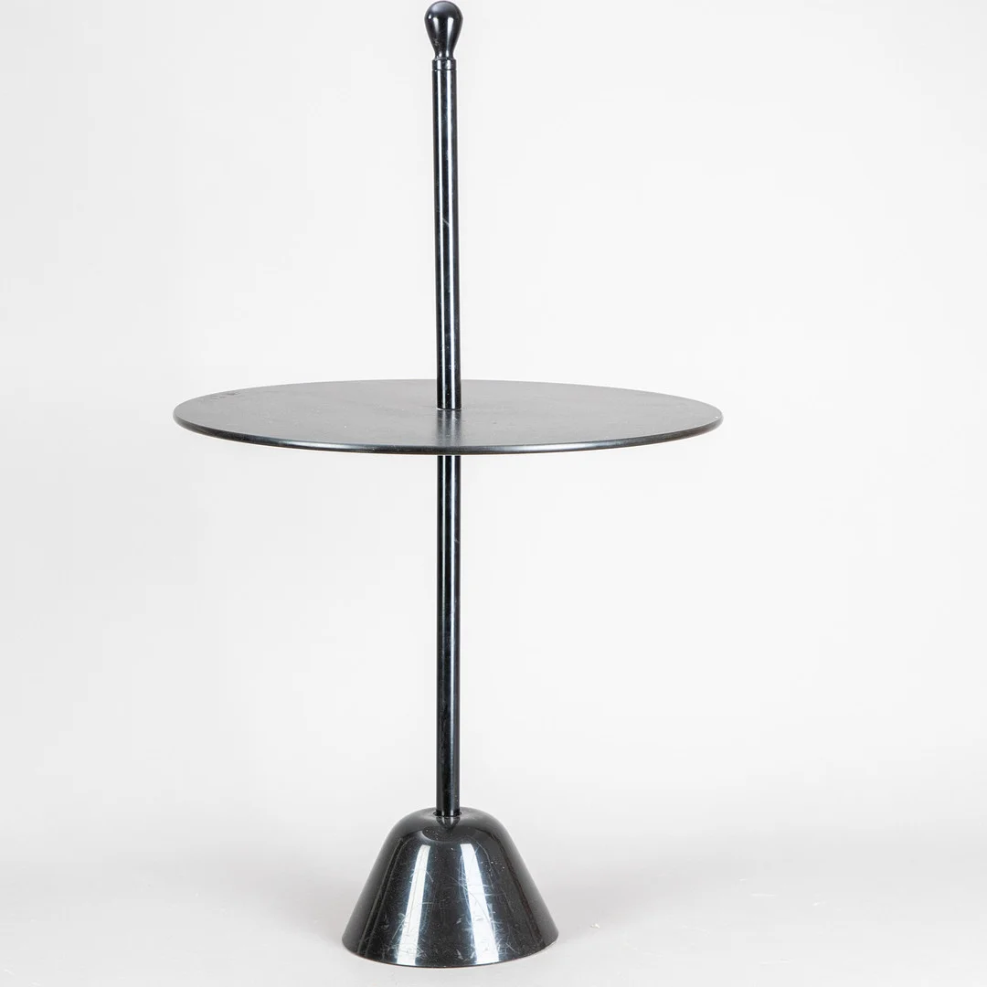 ACHILLE & PIER GIACOMO CASTIGLIONI. Zanotta, Beistelltisch 'Servomuto'. — Tables — Stockholms Auktionsverk Hamburg