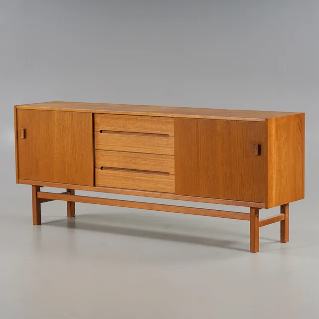 NILS JONSSON. Sideboard "Arild" Teak, Troeds, Bjärnum, 1960-tal.