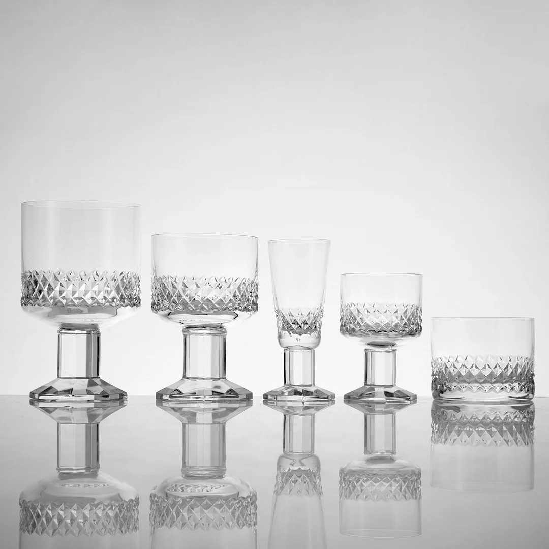 NILS LANDBERG. ''Gustav II Adolf'', glasservis, 57 dlr., Orrefors. — Tableware — Stockholms Auktionsverk Magasin 5