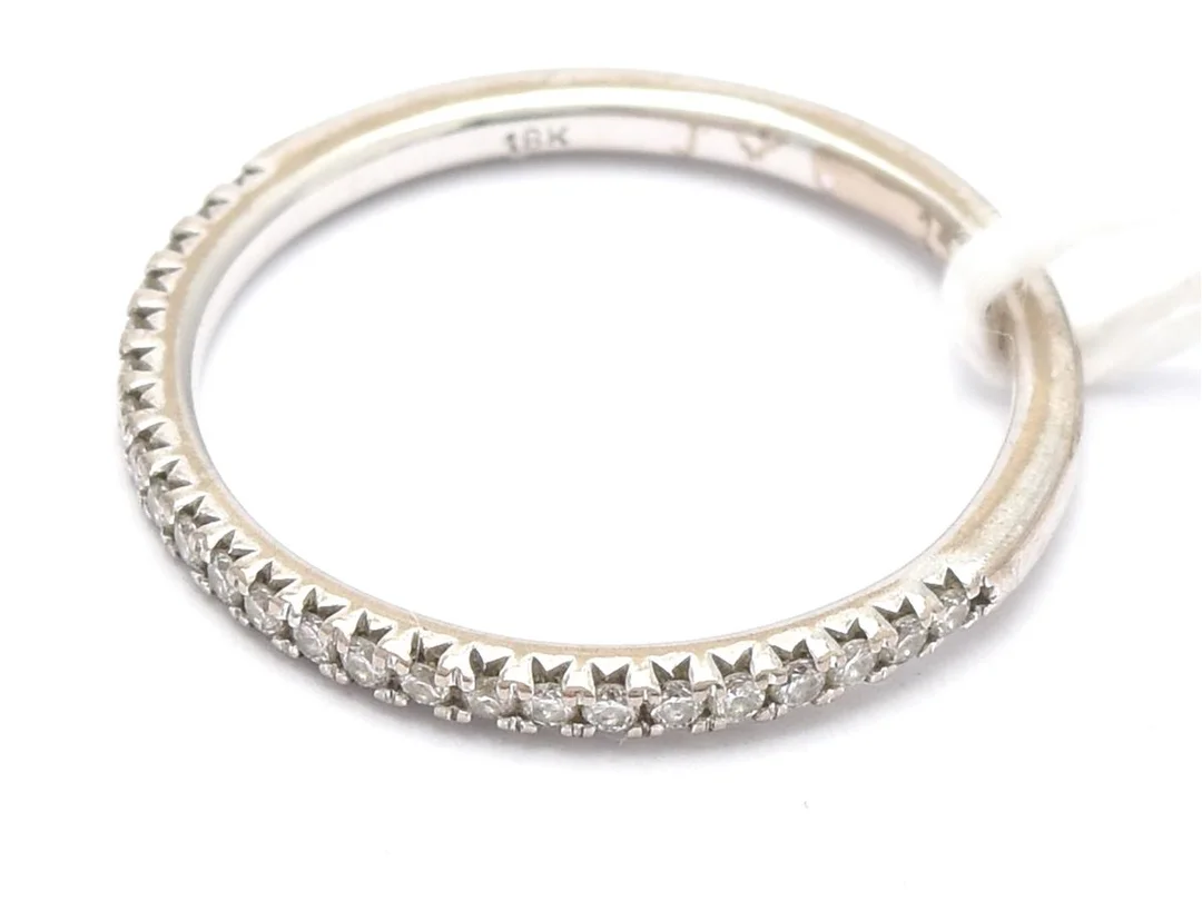 Ring 18K vutguld 1,6g Ø16 med diamanter 24xca0,005ct, graverad — Smycken/Ring — Kaplans