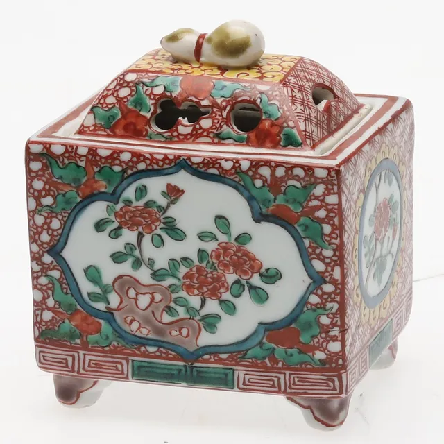 JAPANSK RÖKELSELÅDA, 1800/1900-tal.