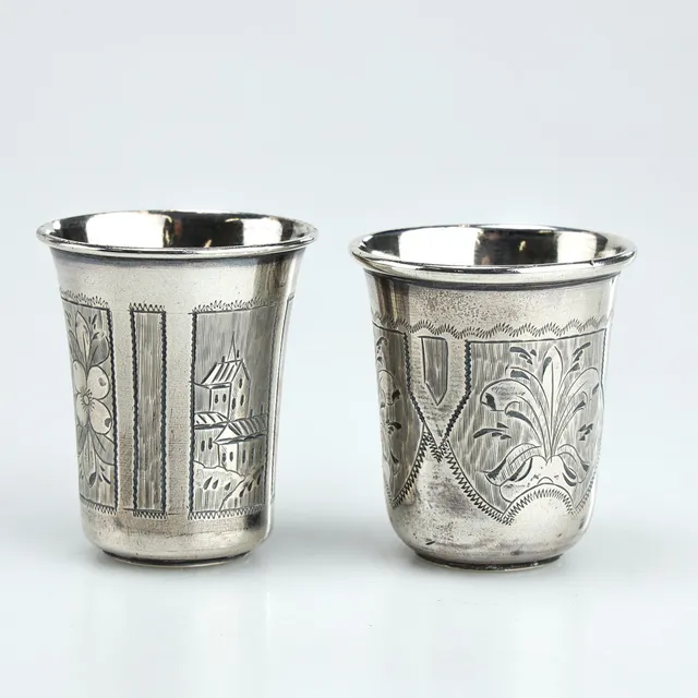 BÄGARE, 2 stycken, silver, troligen Ryssland, 1877-1879.