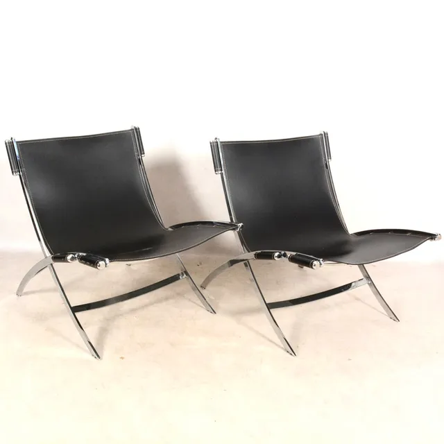 ANTONIO CITTERIO. Fåtöljer, "Timeless", svart skinn med kromat underrede, Flexform.