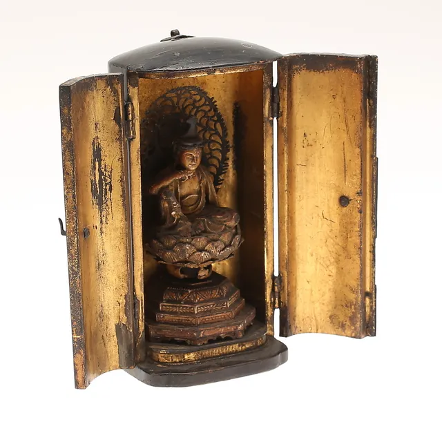BUDDA i miniatyrskåp, orientalisk.