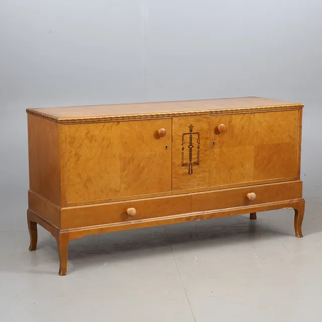 SIDEBOARD, intarsia, 1900-talets första hälft.