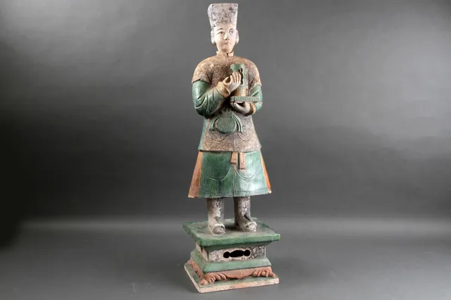 Large Chinese tomb guard figure, Ming