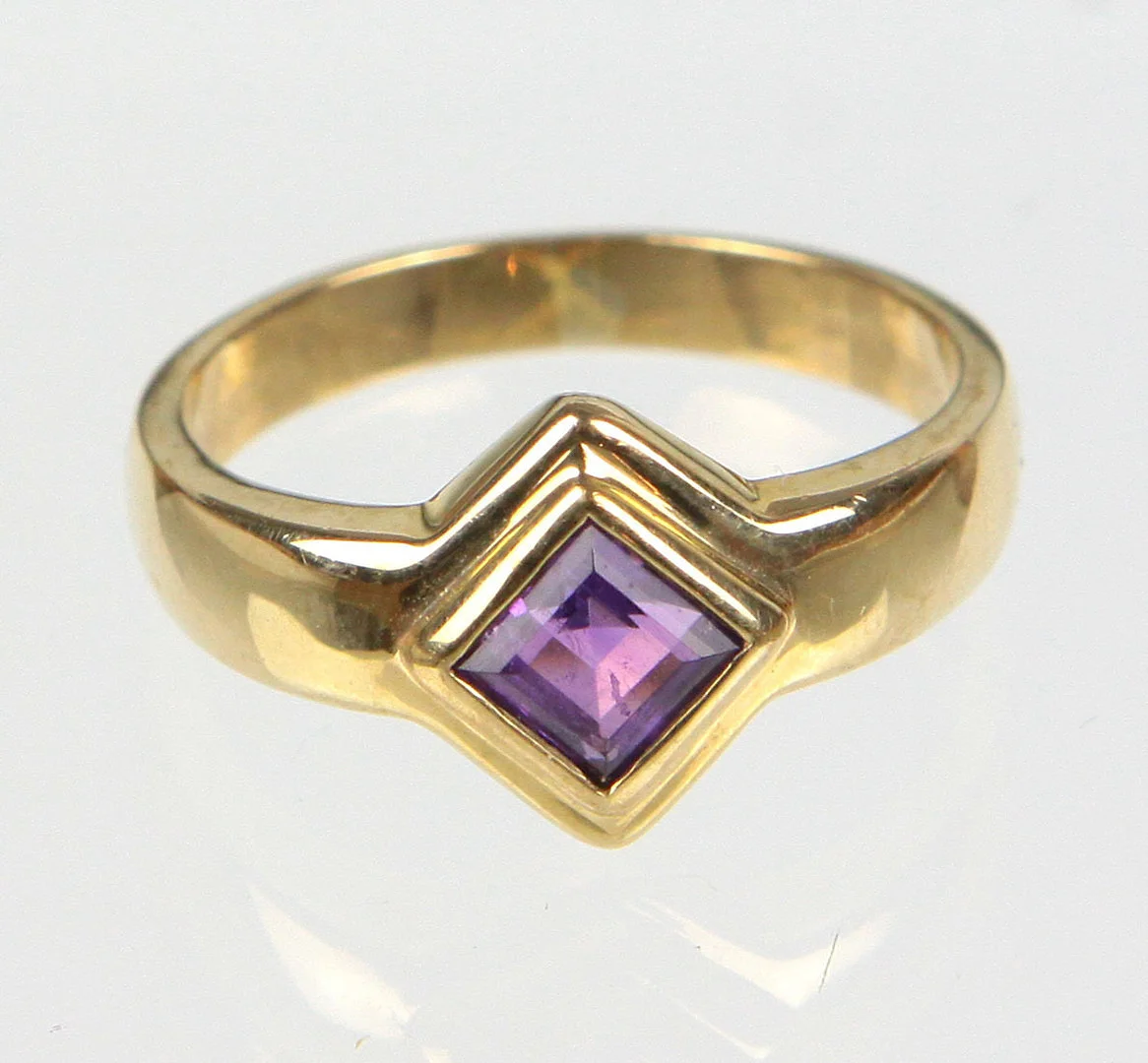AMETHYST RING, GOLD 333. — Rings — Auktionshaus Bossard