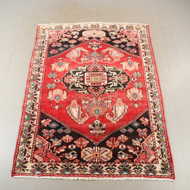MATTA, orientalisk, 202 x 156 cm.