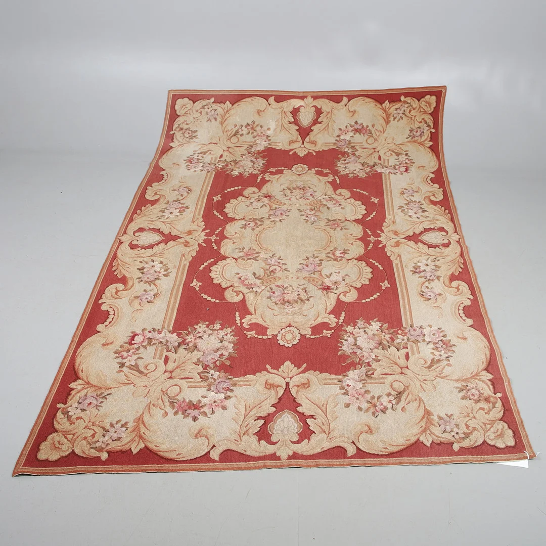 A 20TH CENTURY AUBUSSON STYLE TAPESTRY HANGING. — European Carpets & Textiles — Lawrences Auctioneers