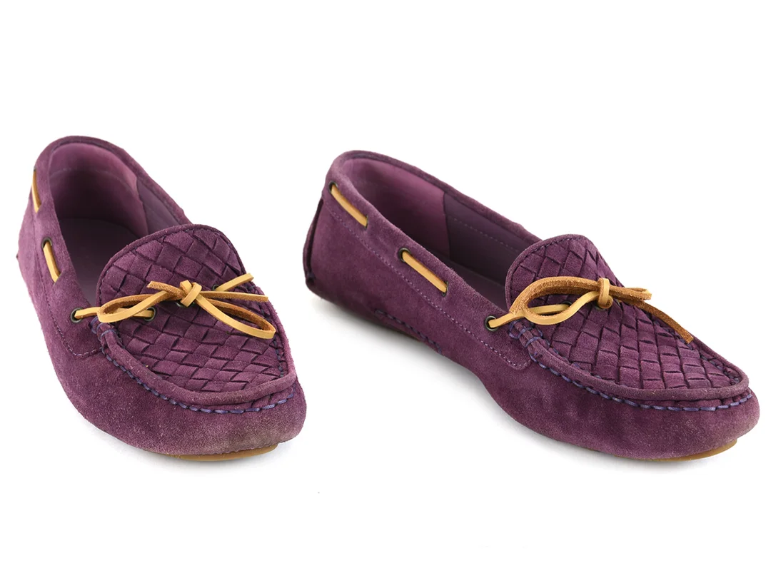 LOAFER, BOTTEGA VENETA, lila mocka, gummisula, stl 39, skopåse. — Kläder/Skor — Kaplans