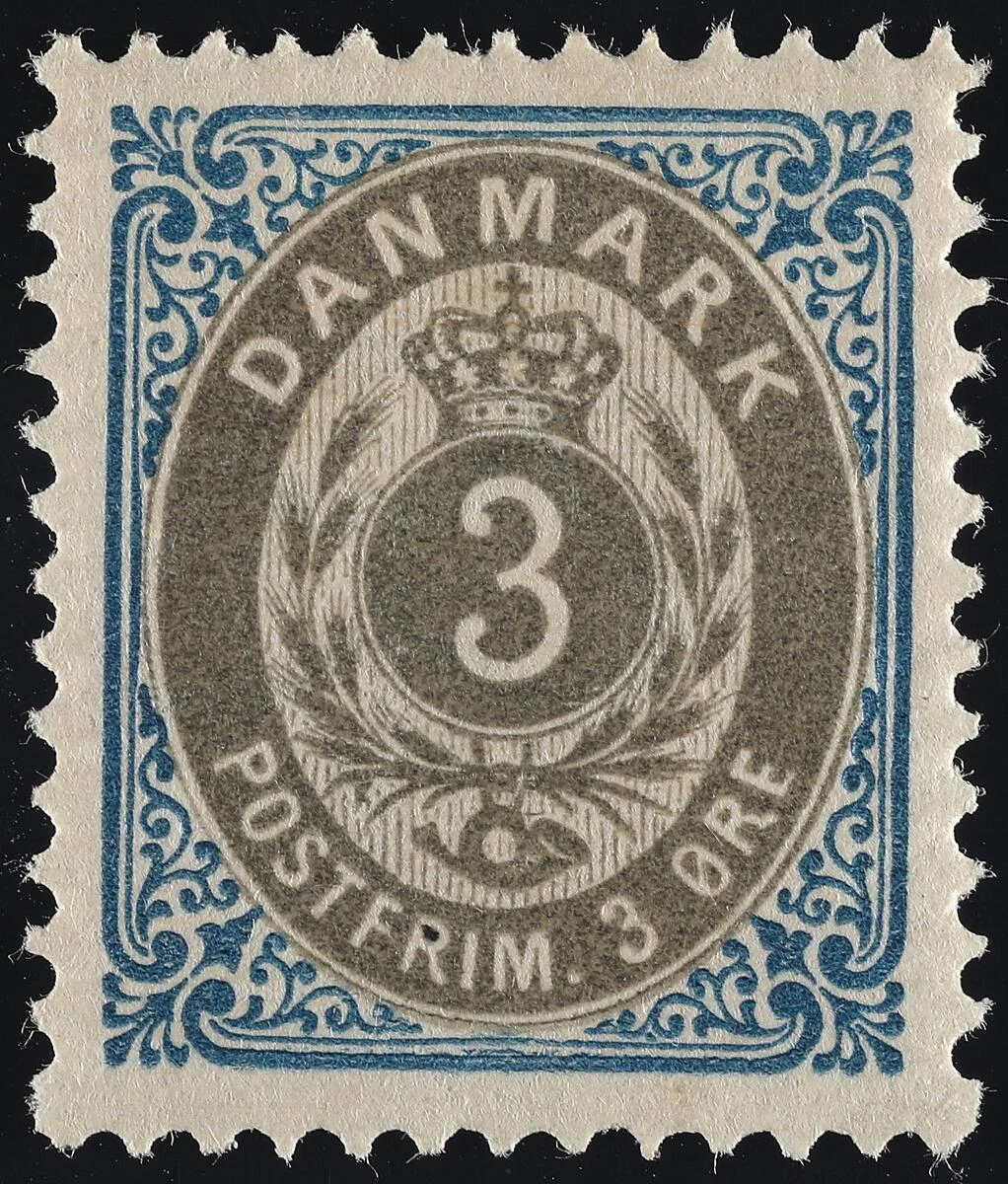1902. 3 Øre, blue/grey. INVERTED FRAME and inverted watermark. Never hinged luxury stamp — Stamps, Covers & Postal History/Denmark/2-farv., 12 3/4, vm.III — Bruun Rasmussen