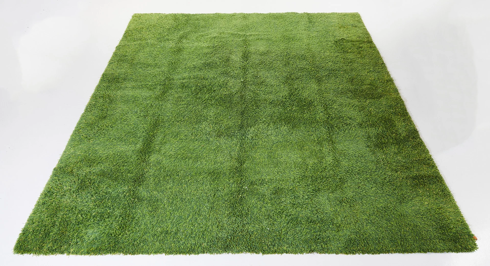 GUNILLA LAGERHEM ULLBERG. "Moss", matta, Kasthall, etikettmärkt. — Carpets — Stockholms Auktionsverk Magasin 5