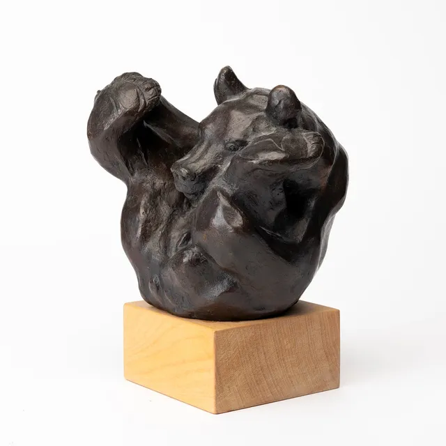 CARL MILLES. EFTER. "Lekande björn", skulptur, brons, ej signerad.