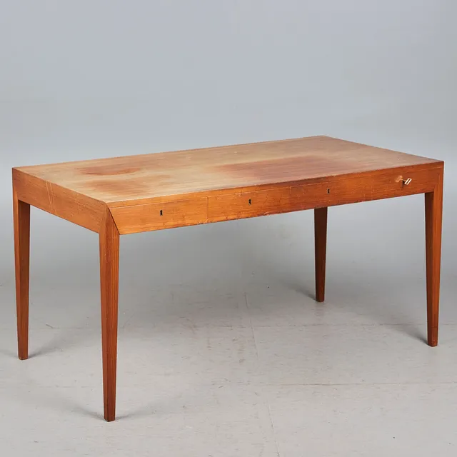 SEVERIN HANSEN. Haslev Møbelsnedkeri, Schreibtisch, Teak, Metall, 1960er Jahre, Dänemark.