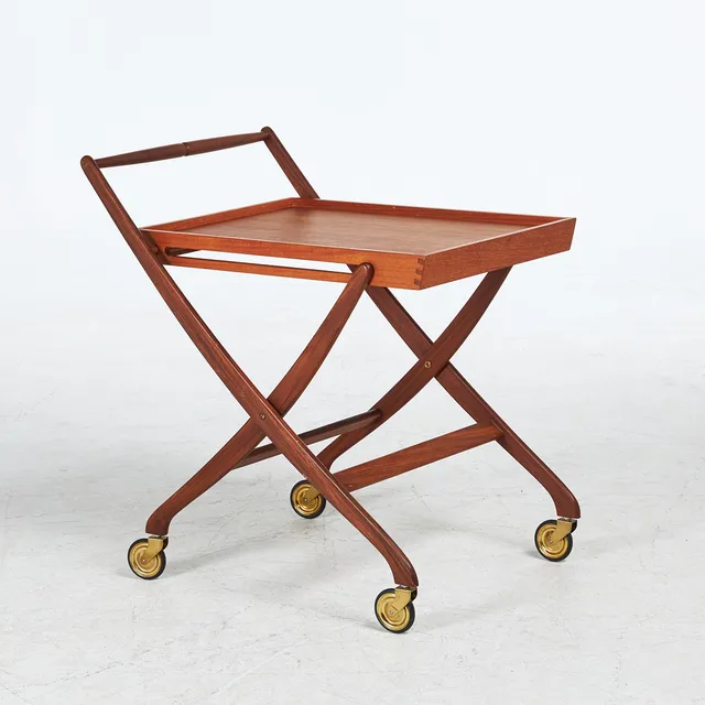 SERVERINGSVAGN, 1900-talets mitt, Danmark, teak, på hjul, ihopfällbar, brännmärkt.