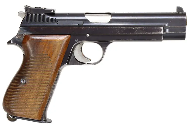 76. PISTOL, Halvautomatisk, fabrikat SIG, modell P210, kaliber 7,65mmP, tillv.nr P50696, se-nr begagnad.