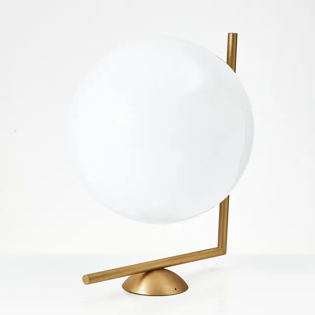 MICHAEL ANASTASSIADES. Flos, "IC Lights Ceiling/Wall 1", formgiven 2014, opalglas kupa, mässing.
