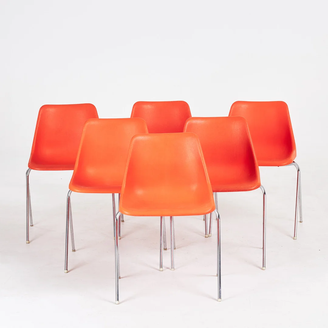 ROBIN DAY. "Mark I", stolar, 6 st, sits i akrylplast, kromad benställning, Overman, märkta "Overman Made in Sweden". — Armchairs & Chairs — Stockholms Auktionsverk Sickla