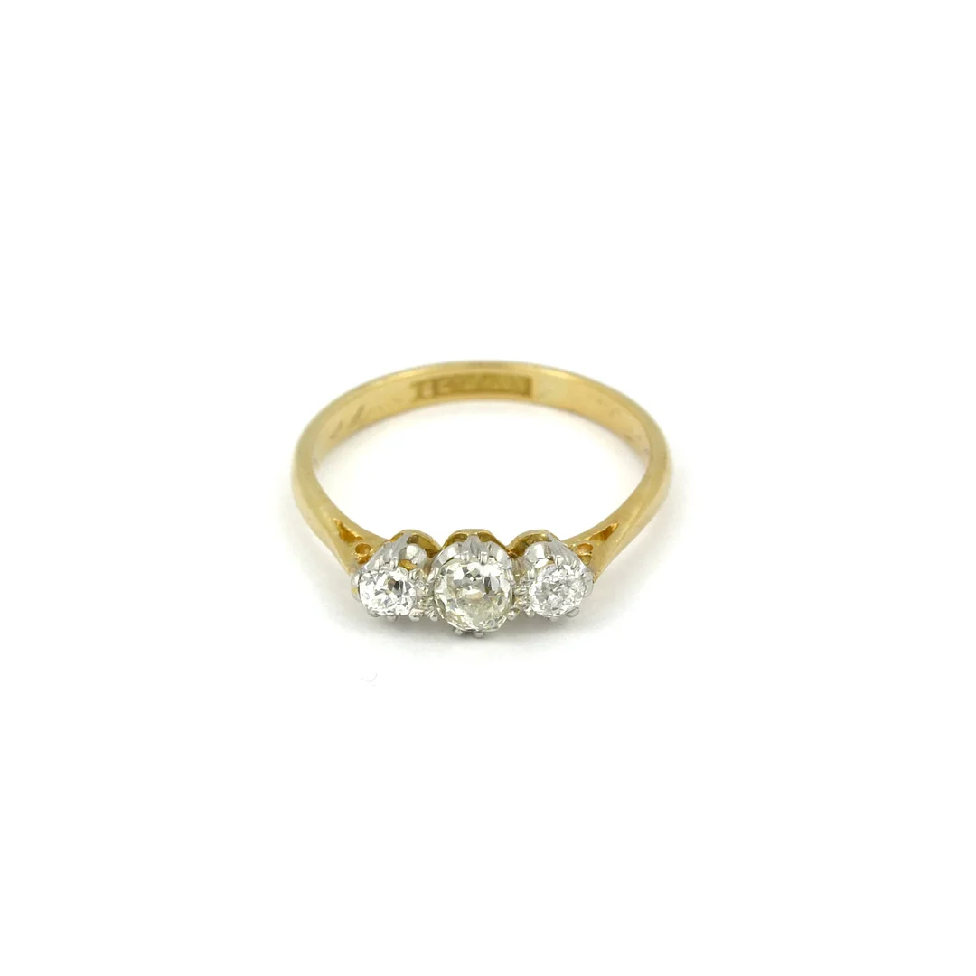 18CT GOLD, PLATINUM AND DIAMOND RING. — Rings — Chalkwell Auctions