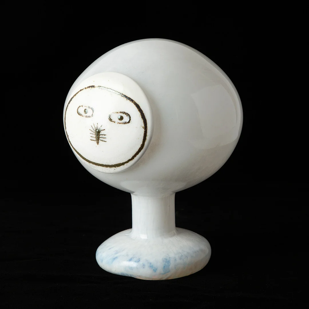 OIVA TOIKKA. Fågel, Polar night owl male, "Kaamospöllö Uros", glas, signerad O. Toikka, Ittala. — Art glass — Stockholms Auktionsverk Göteborg