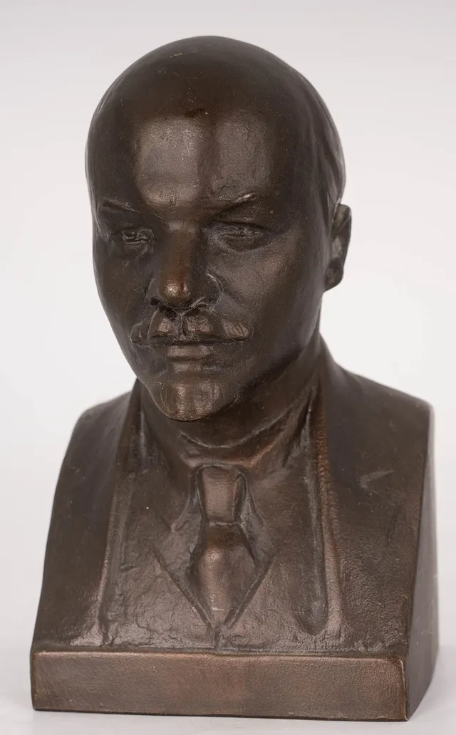 Skulptur, "Vladimir Lenin". Sovjetunionen, Brons, 1984.
