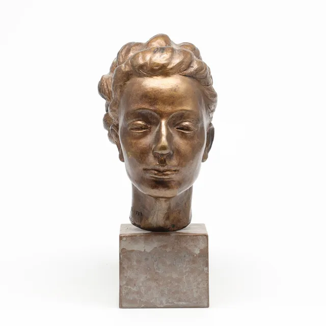 HELGE HÖGBOM. SKULPTUR, signerad, patinerad brons.