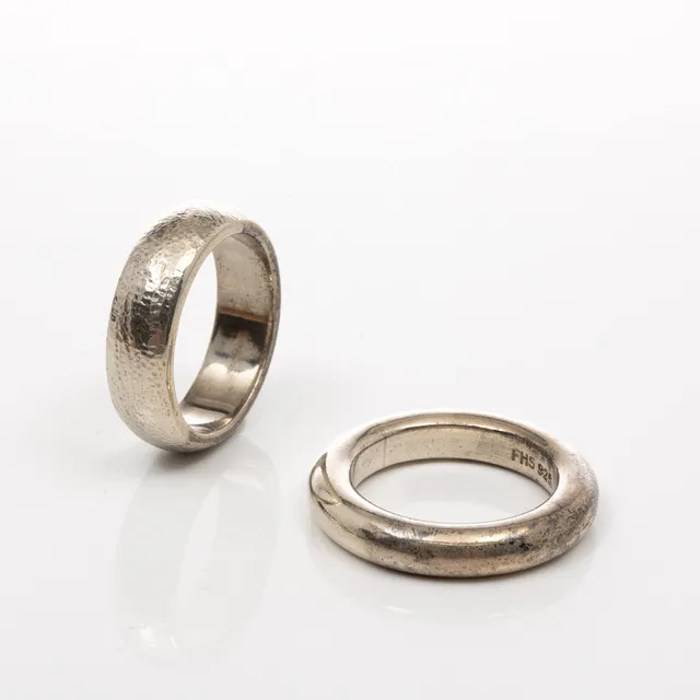 FRITS HEIRING SØRENSEN. Ringar, 2 st, Sterlingsilver.