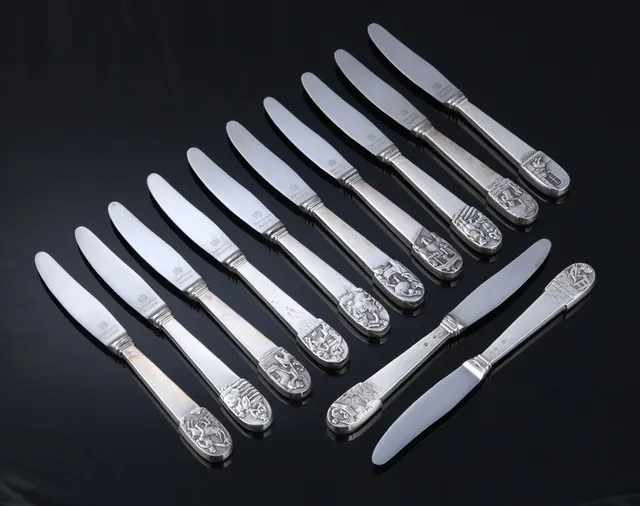 Horsens Silverware Factory. Children's knives with silver handles from the 'Eventyr series' (12)