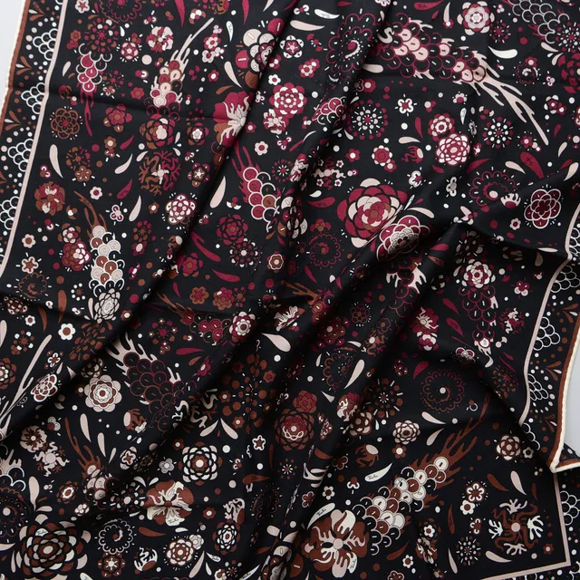 EMILIO PUCCI. Scarf, Italien, ca 90 x 90 cm.
