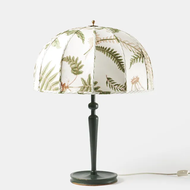 JOSEF FRANK. Bordslampa, modell 2563, Firma Svenskt Tenn.