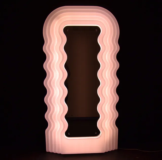 ETTORE SOTTSASS. ULTRAFRAGOLA SPIEGEL POLTRONOVA.