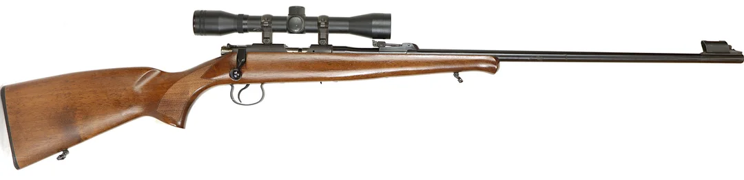 KULGEVÄR, fabrikat CZ, modell 452-2E ZKM LUX, kaliber .22LR, tillv.nr A293725, se-nr SE2232674. — Rifles — Walter Borg